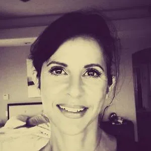 Headshot of Linda  Frueh