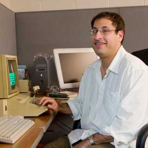 Headshot of Matthew  Kirschenbaum